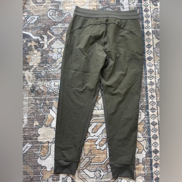 Athleta Green Headlands Hybrid Trek Jogger Pants - Picture 5 of 5